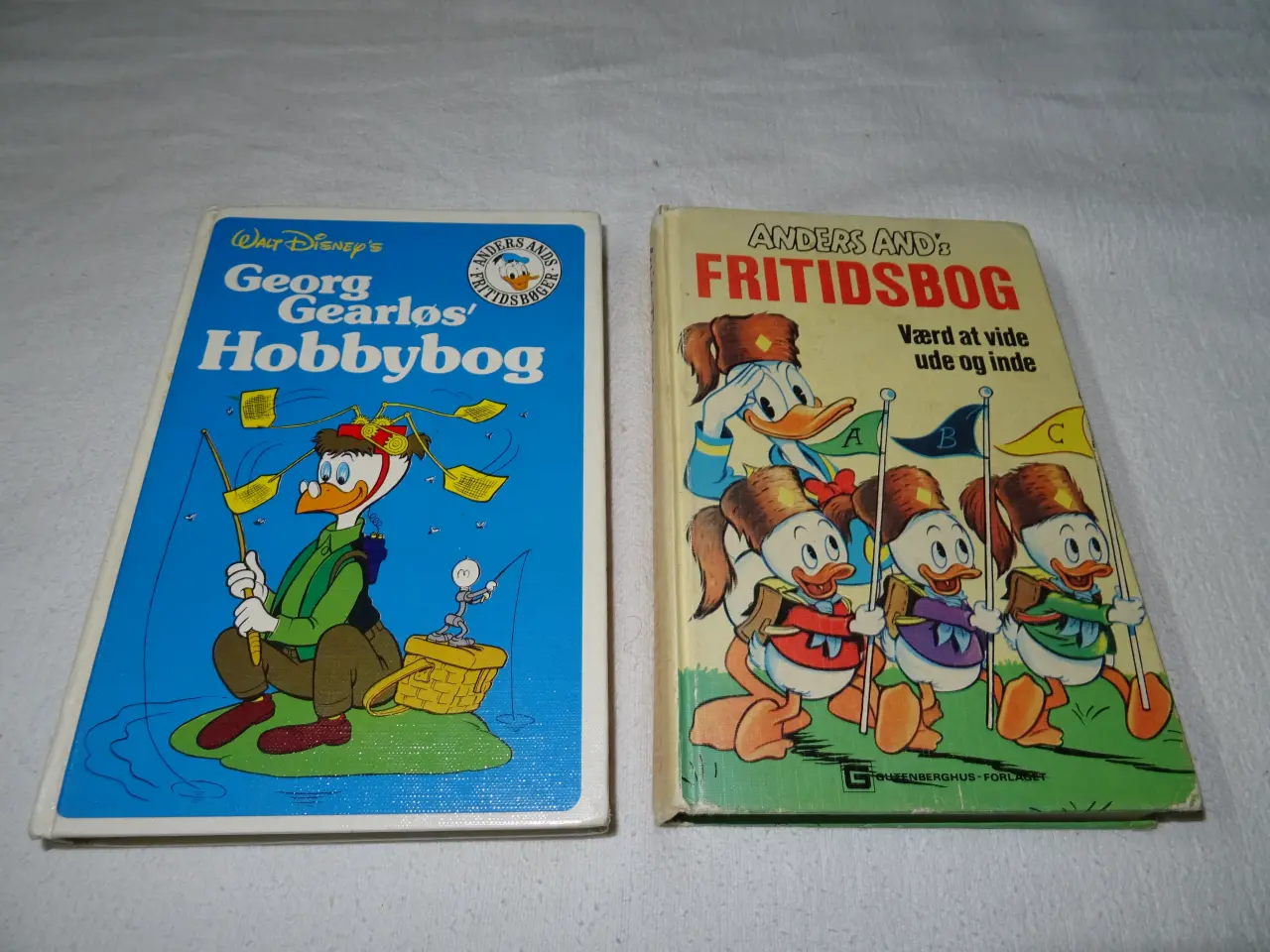 Billede 2 - Anders And 4 specialbøger 30 kr stk