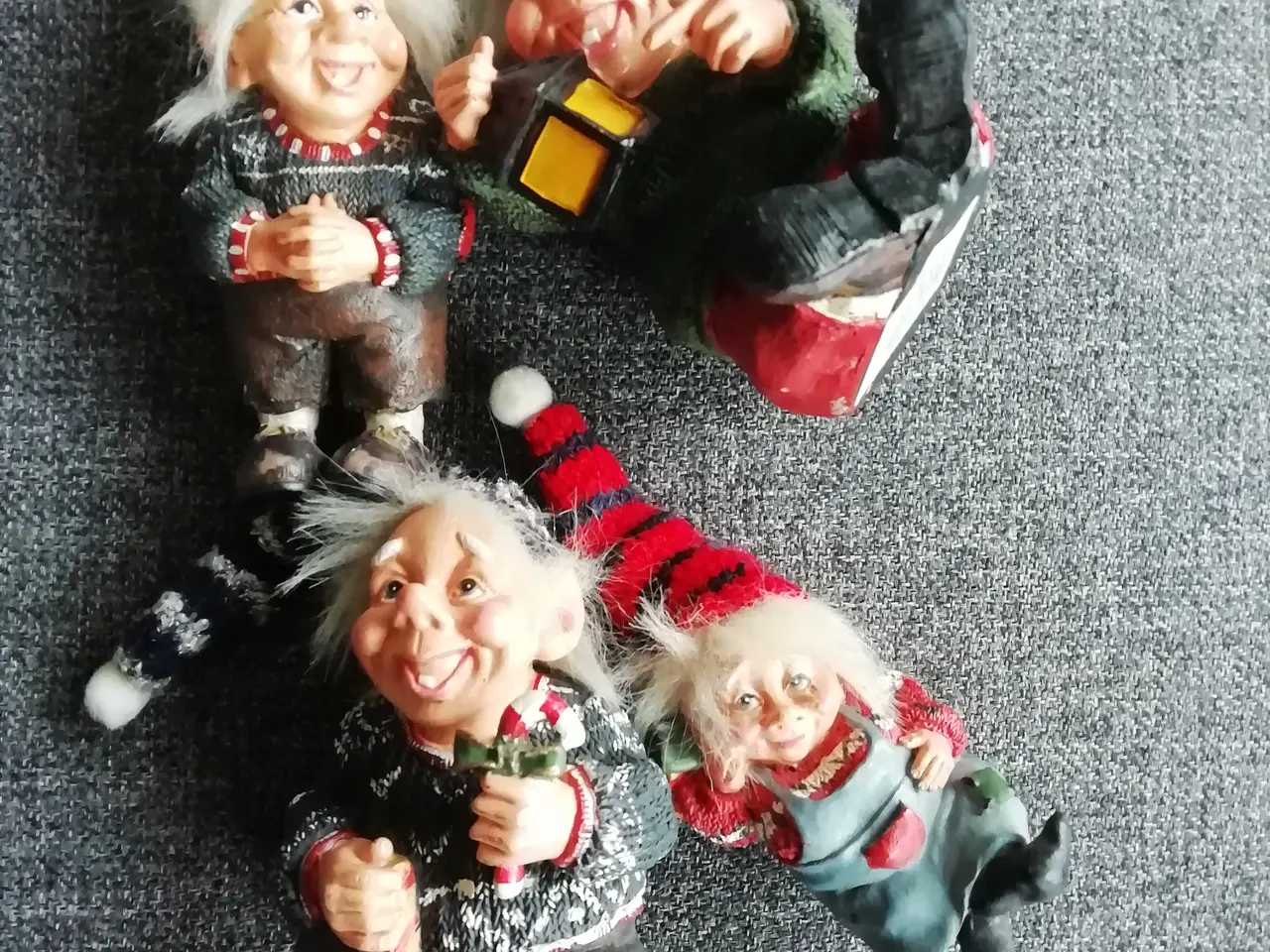 Billede 3 - 4 juletrolde vil pynte i et hvert hjem 