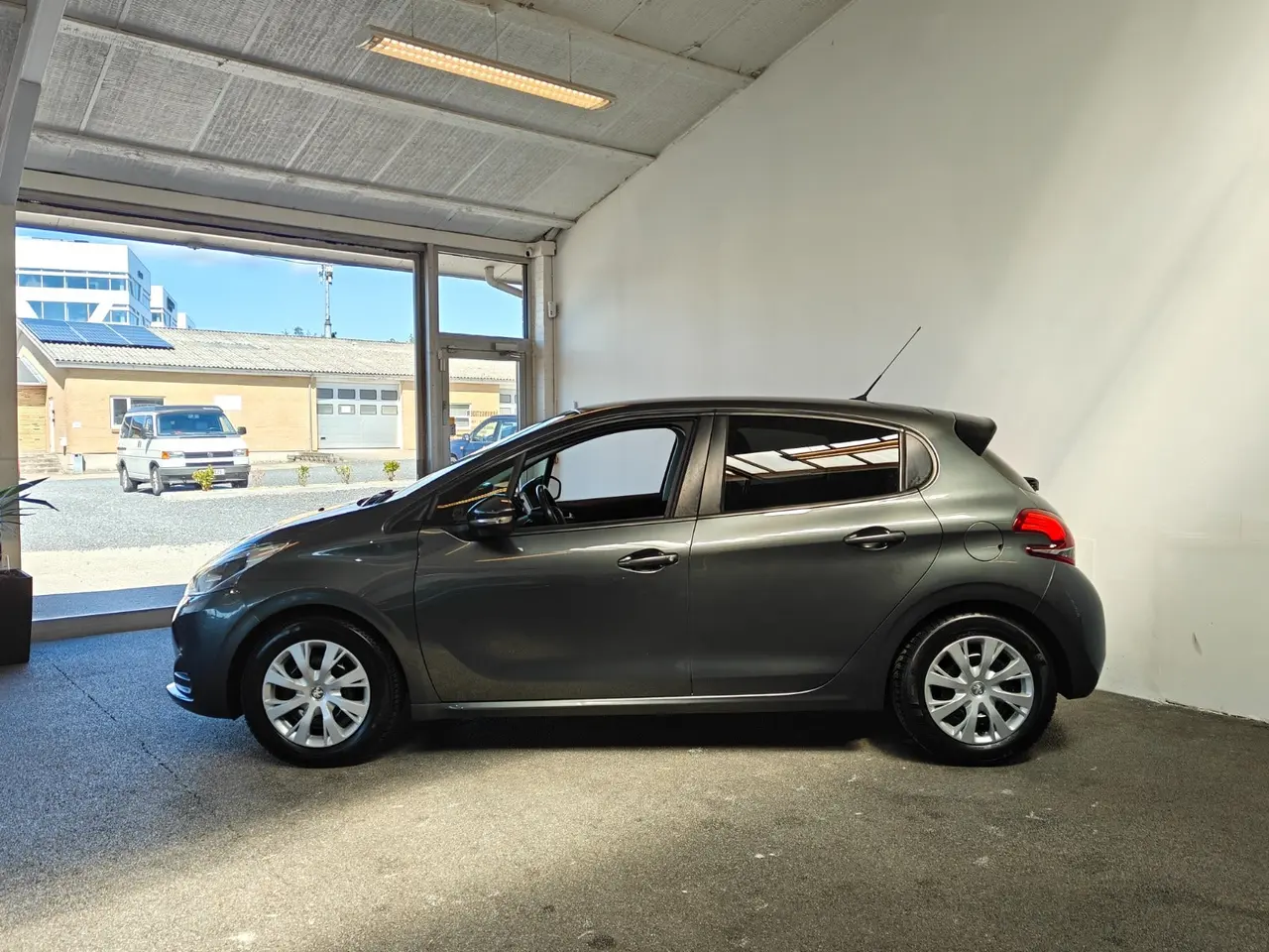 Billede 4 - Peugeot 208 1,6 BlueHDi 100 Desire