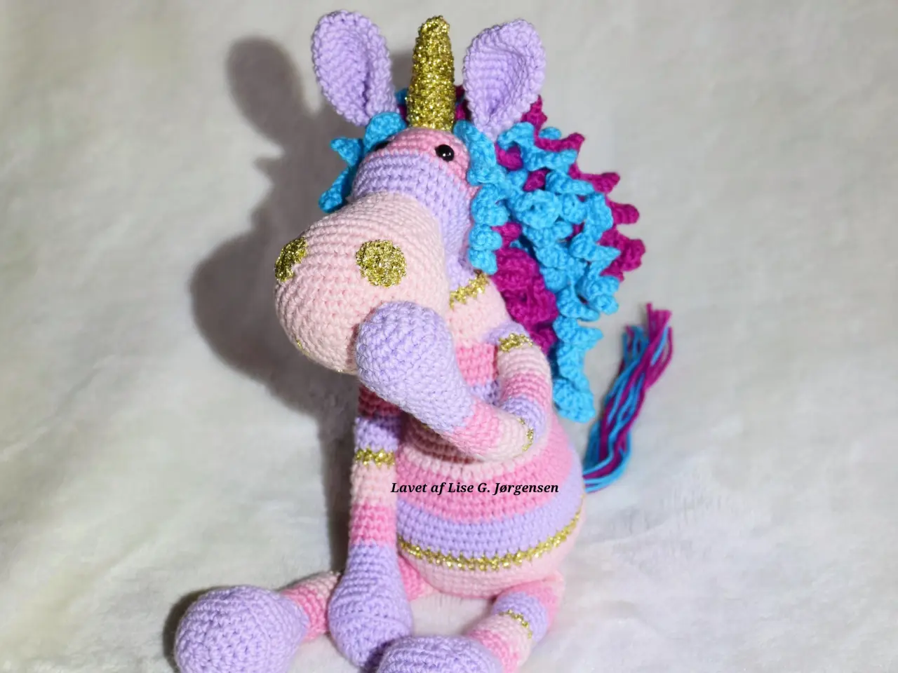 Billede 1 - Hæklede enhjørninger med flotte krøller