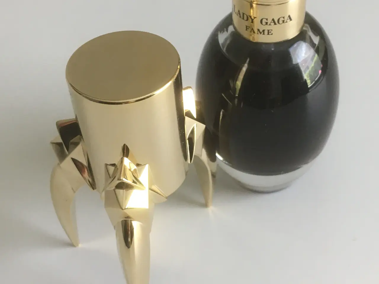 Billede 4 - lady gaga fame 15 ml parfume black fluid