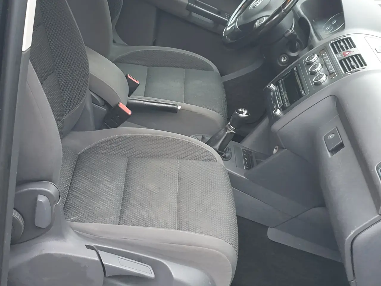 Billede 5 - NysynetVW Tour. 1.6 TDI 2014 , 1T3, 105 hk, 7 sæde