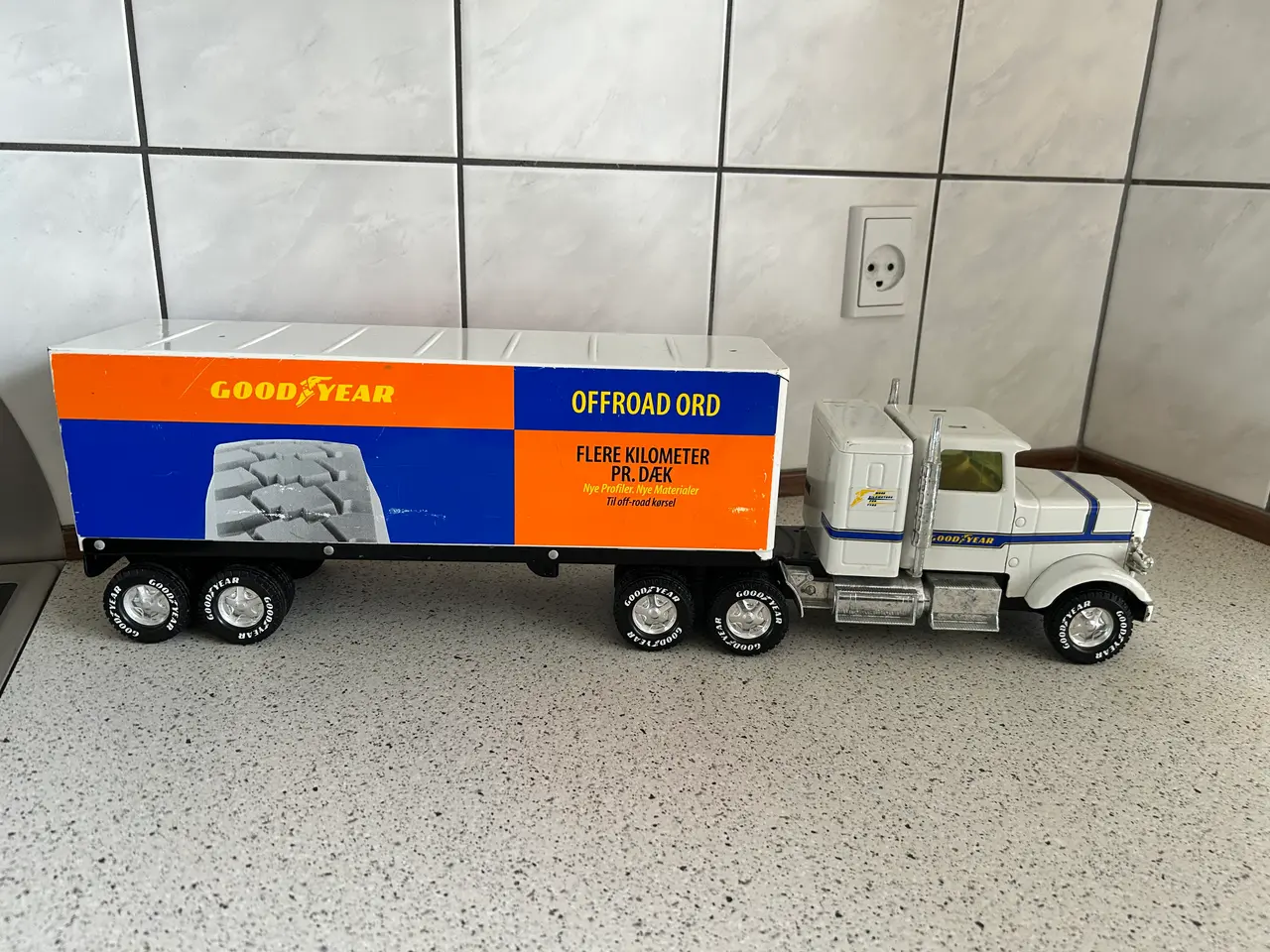 Billede 3 - Nylint modellastbil