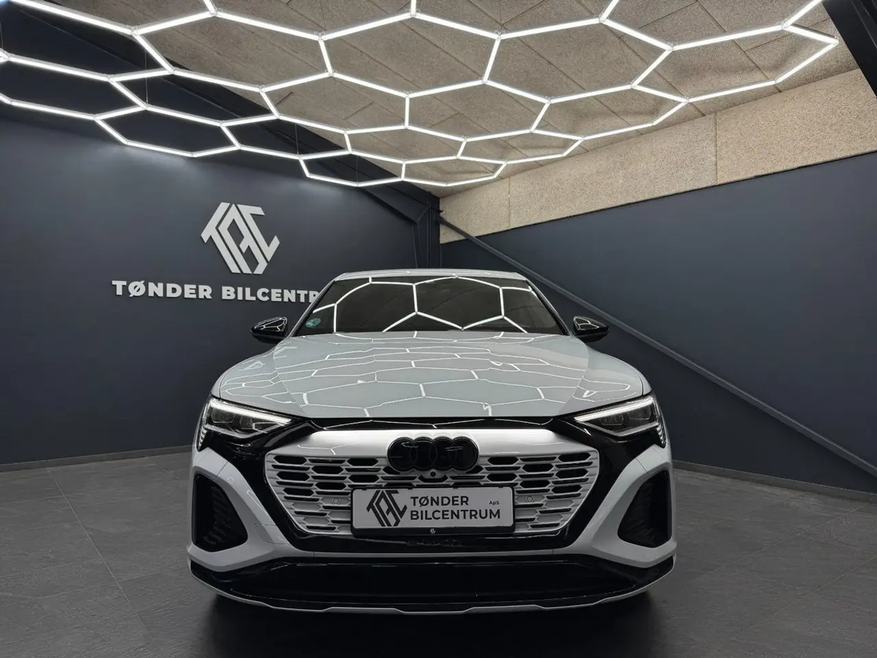 Billede 5 - Audi Q8 e-tron 55 S-line Black Style Sportback quattro