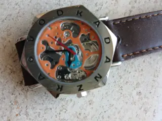 Vodkadanzka armbånds ur (S28)