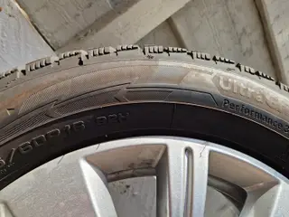 Vinterdæk Goodyear Ultragrip Performance 205/60/16