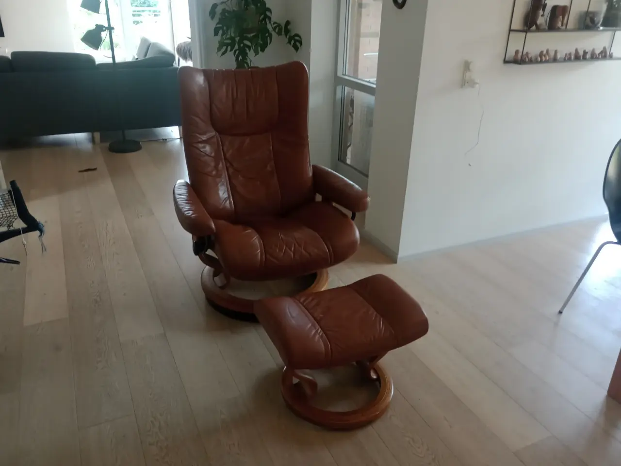 Billede 2 - Stressless lænestol med skammel