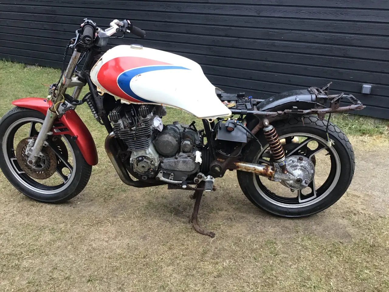 Billede 2 - Yamaha XJ 900 type 31A, samt nye og brugte dele