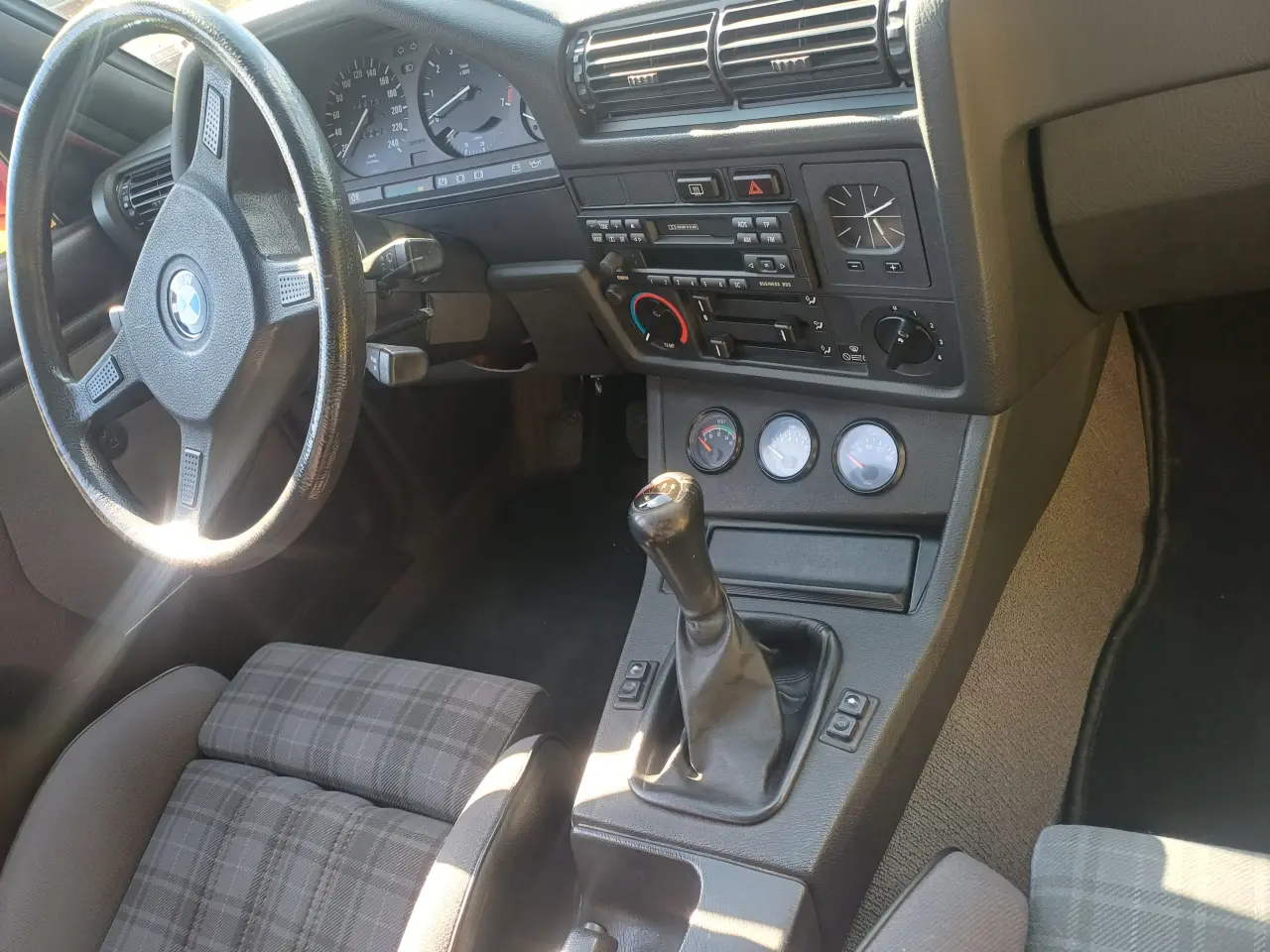 Billede 4 - Bmw E30 318 IS