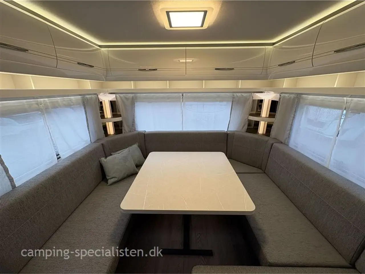 Billede 5 - 2026 - Hobby Excellent 560 CFe Hobby 560 CFe Excellent - alufælge - gulvvarme - se den hos Camping-Specialisten.dk