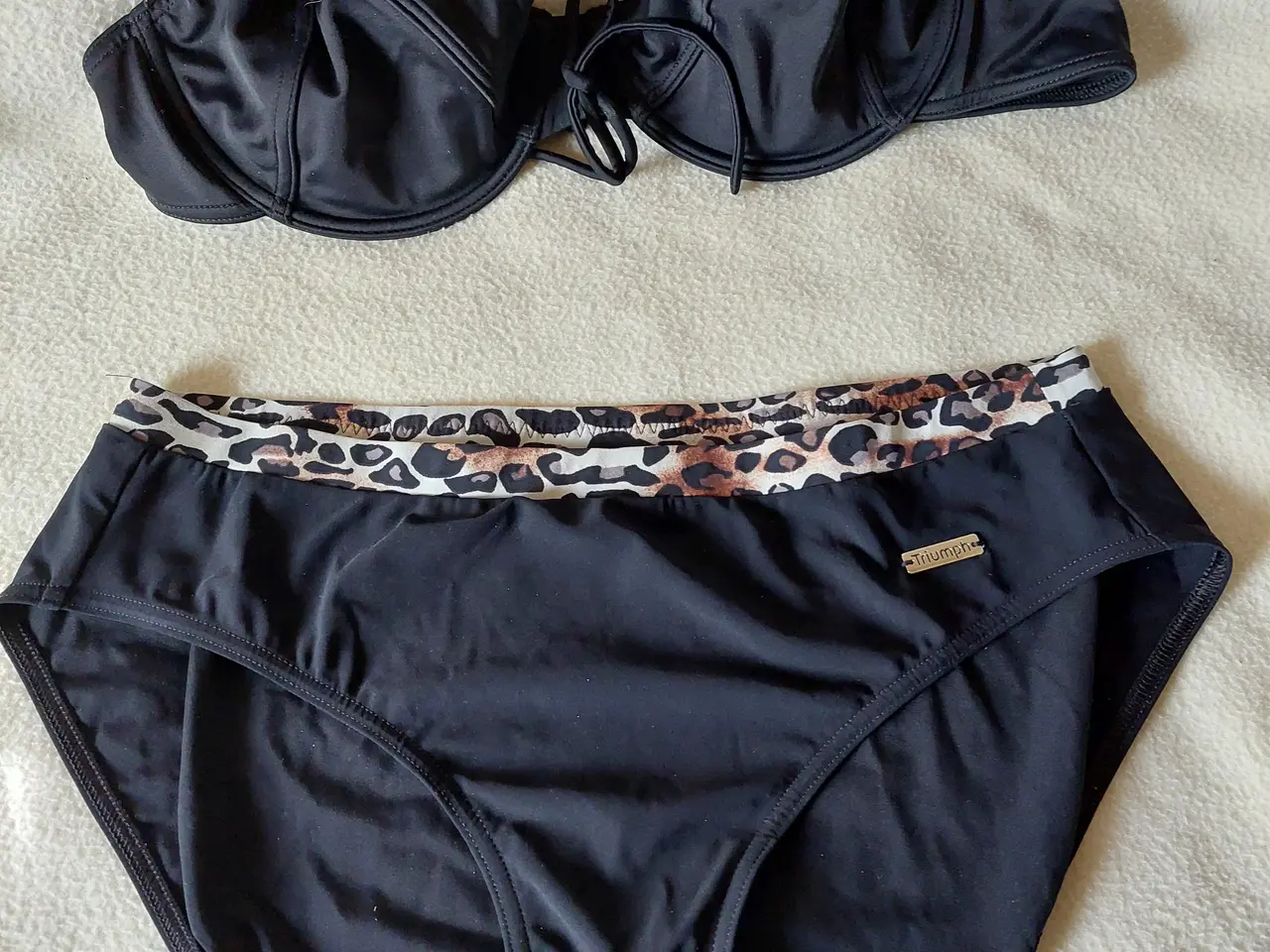 Billede 1 - Bikini fra Triumph str 40 Næsten som ny