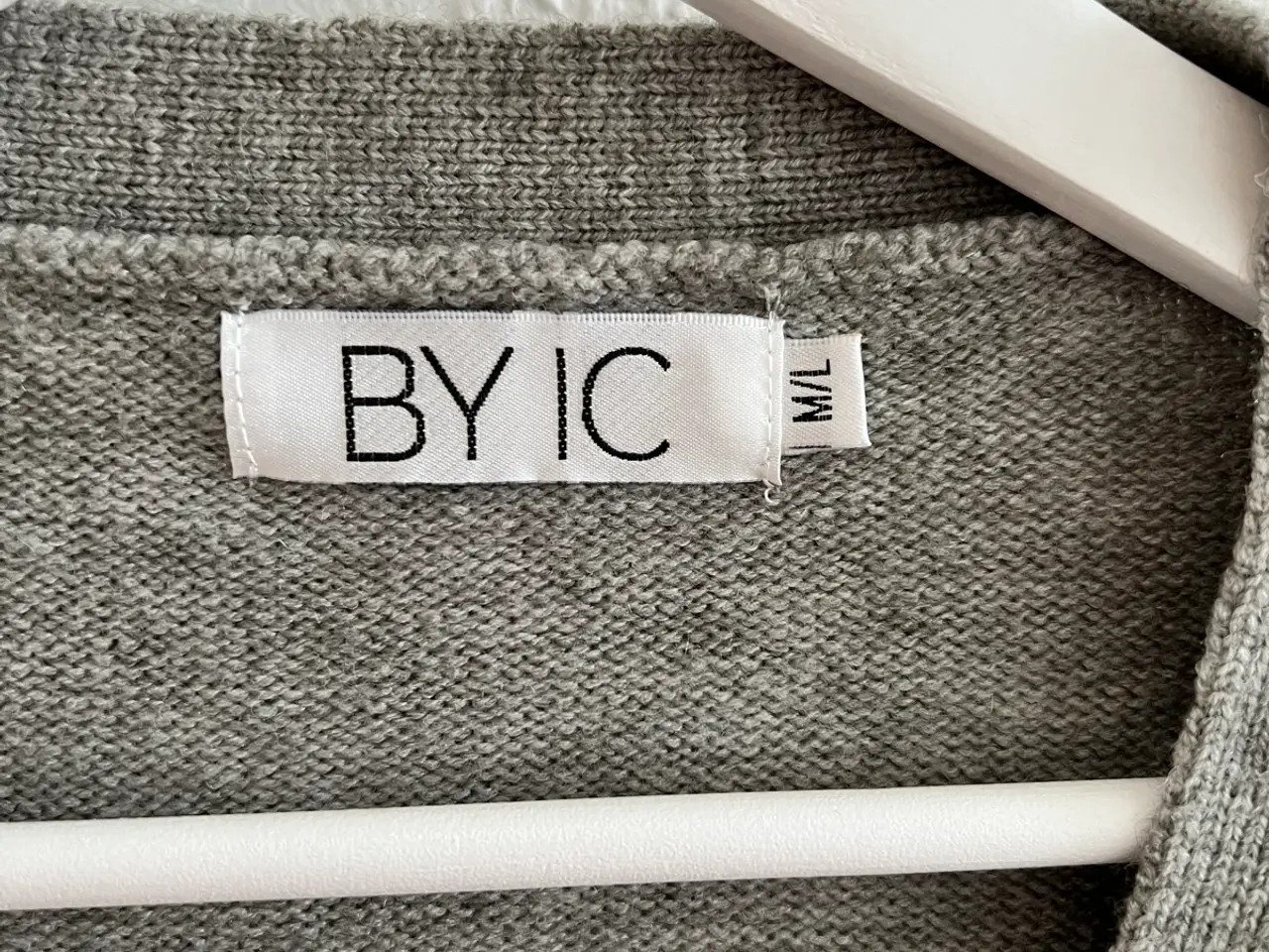 Billede 2 - BYIC cardigan - ubrugt