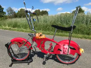 Custom lowrider af den grumme slags!