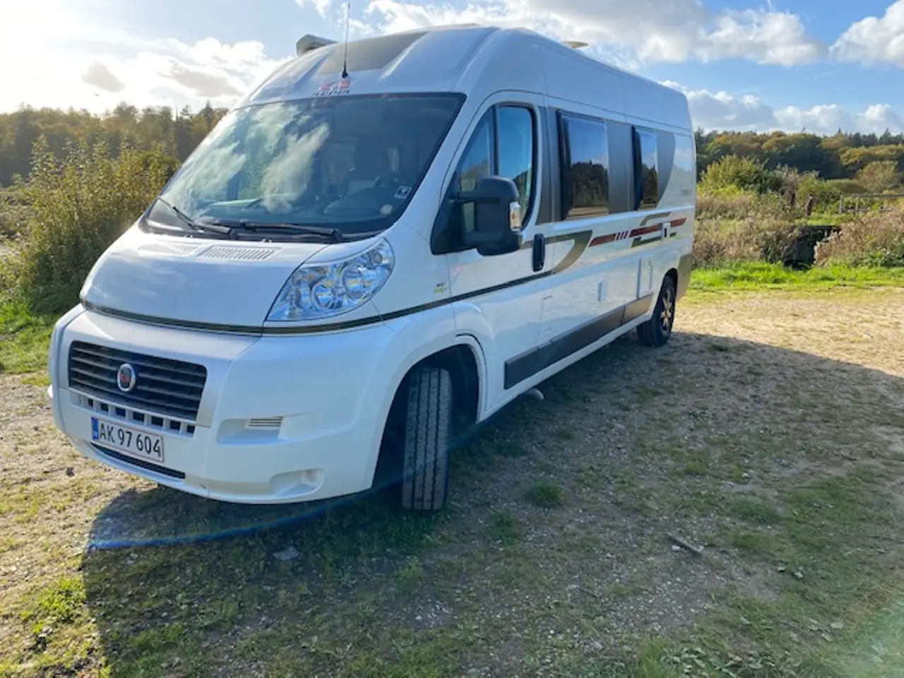 Billede 2 - Velholdt Adria Twin autocamper sælges