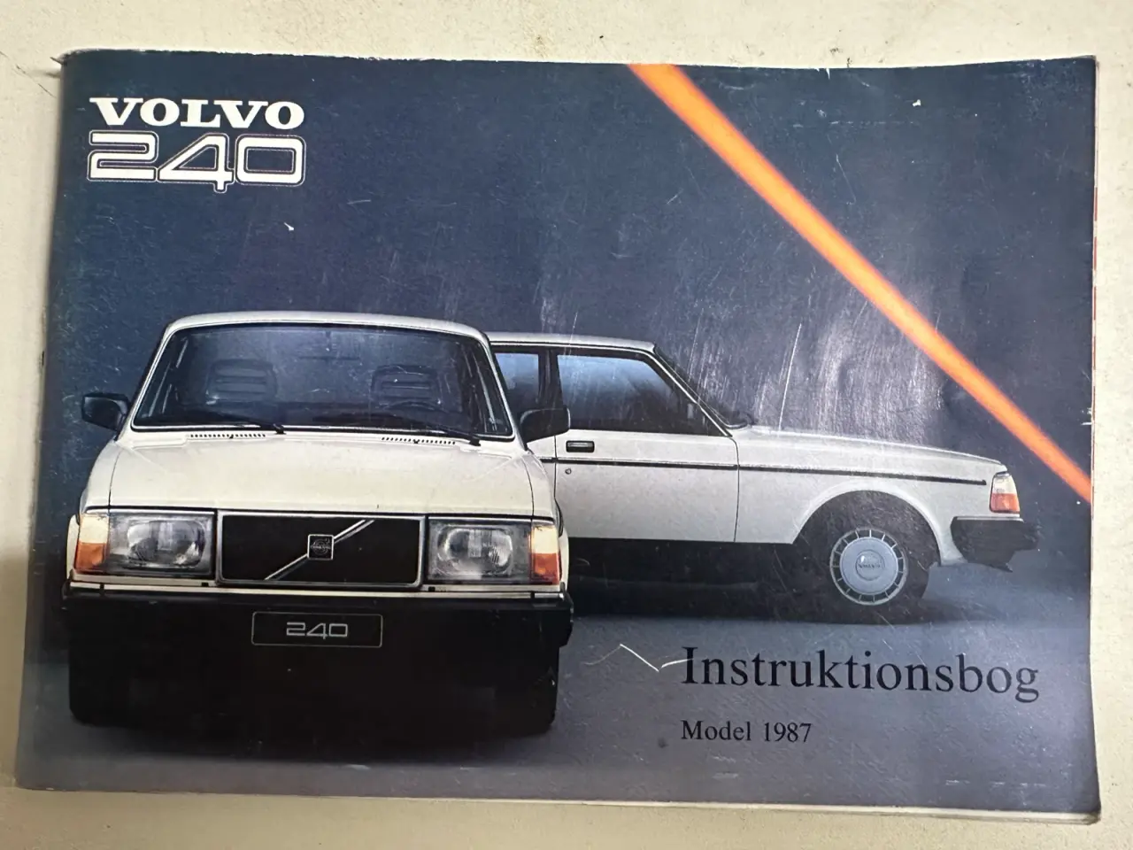 Billede 5 - Volvo bøger og brochurer