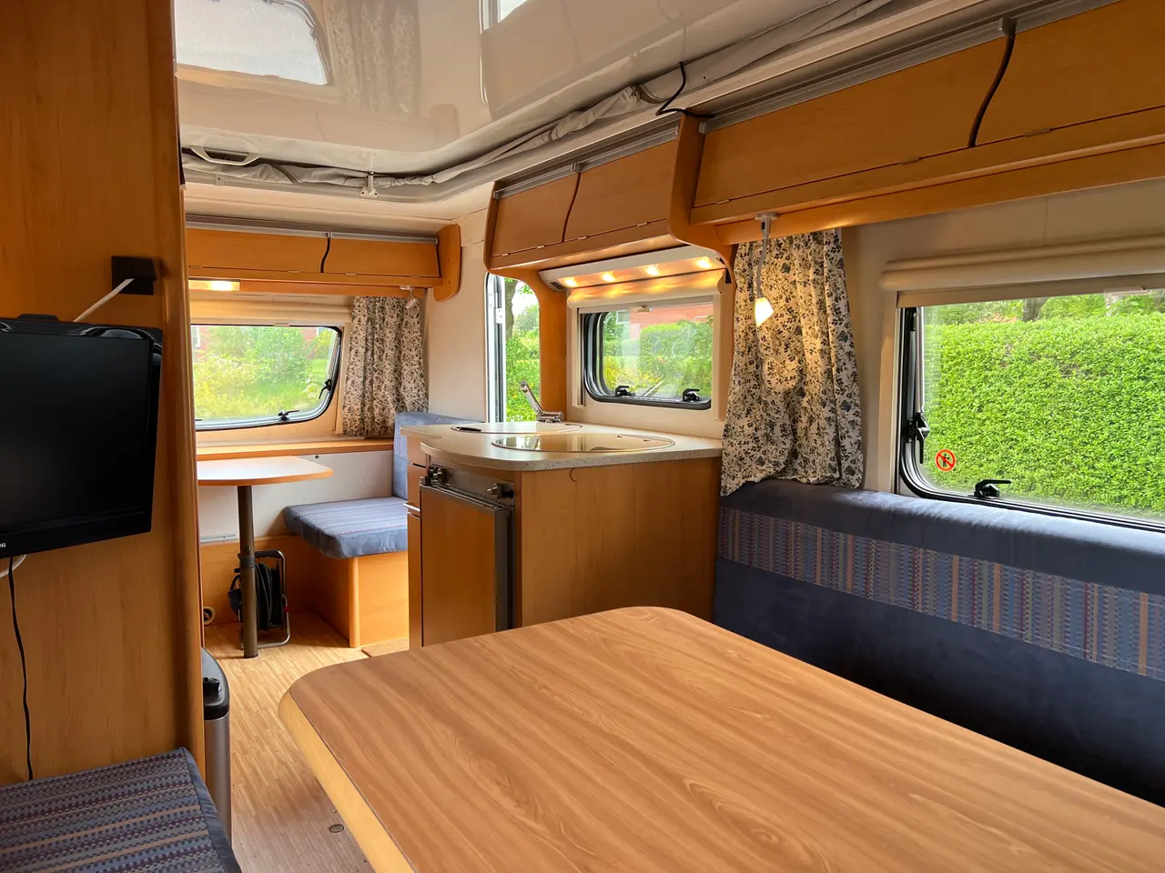 Billede 1 - Hymer Feeling 430, 880kg med Mover, Cykelholder
