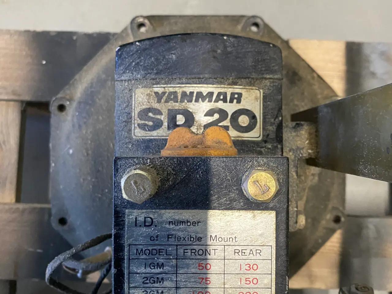 Billede 5 - 3 stk. brugte Yanmar saildrive SD20.