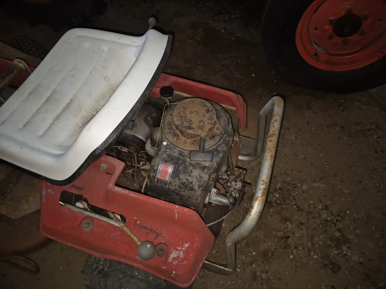 Billede 3 - Tank KØBES til Massey ferguson 6 have traktor