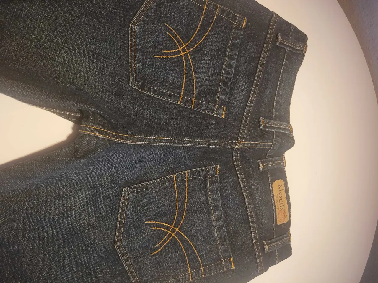 Billede 3 - Levis + Marcus 285kr. med fragt