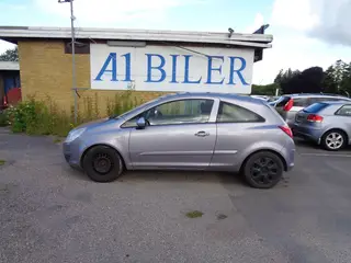 Opel Corsa 1,2 16V Enjoy