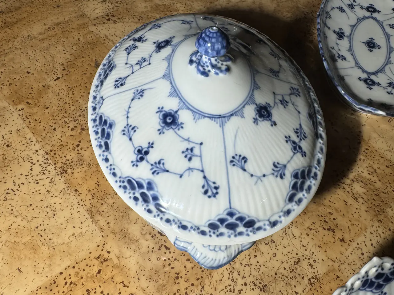 Billede 12 - Mussemalet porcelæn sælges