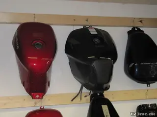 VF 700 MAGNA