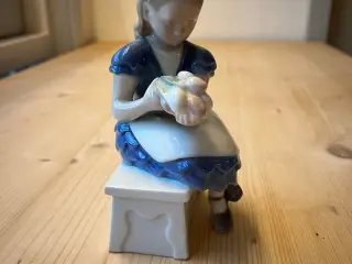 B&G "Ida med blomster" nr. 2298