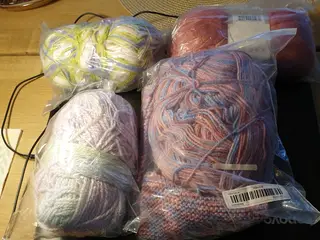 Garn 475g ialt10kr
