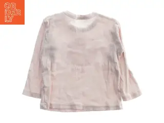 Langærmet babybluse med grafisk motiv fra Benetton (str. 68)