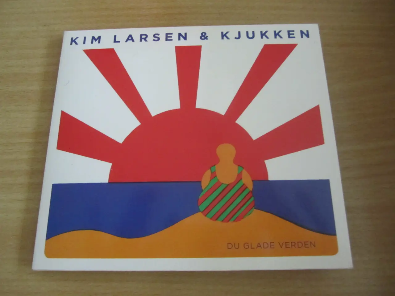 Billede 1 - KIM LARSEN & KJUKKEN.