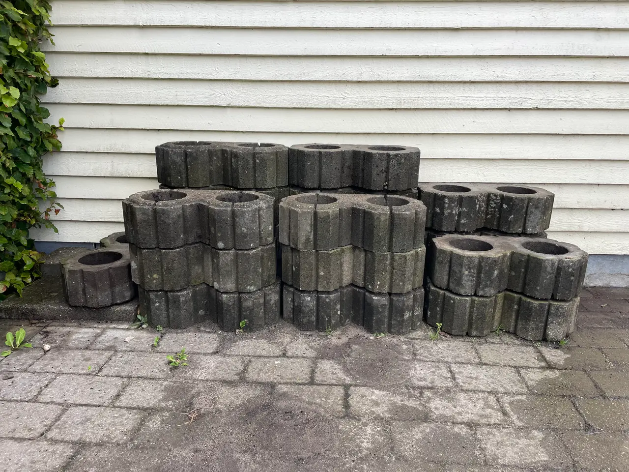 Billede 1 - Betonplantesten