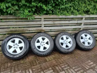 Jeep JK 18" alu-fælge m. 255/70R18 dæk