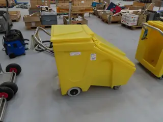 Rengøringsvogn ROMOLD PC YELLOW