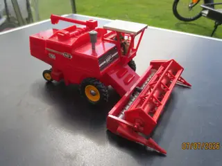 1 stk Modelmejetærsker Massey Ferguson 760