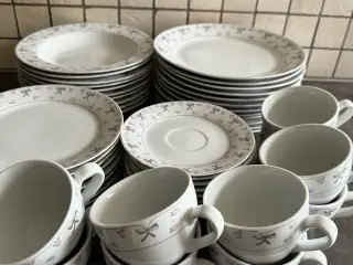 Kaffe/spisestel til 10 pers