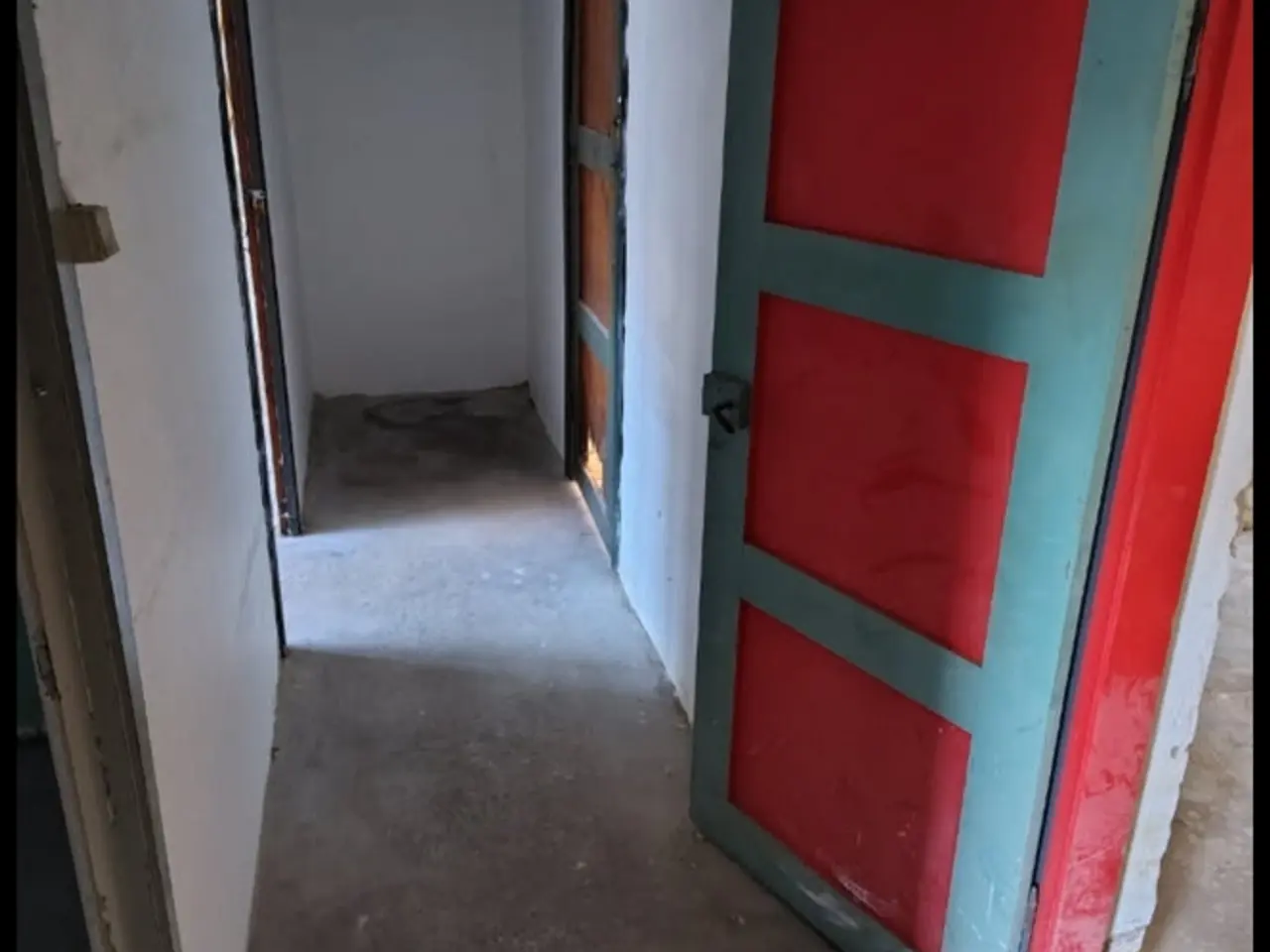 Billede 3 - Lager med vand og toilet