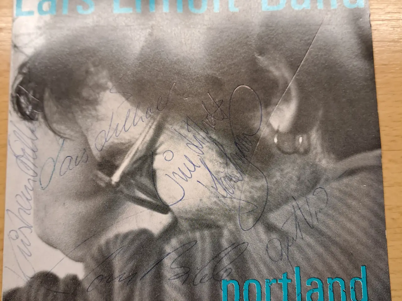 Billede 2 - Signeret Lars Lilholt CD