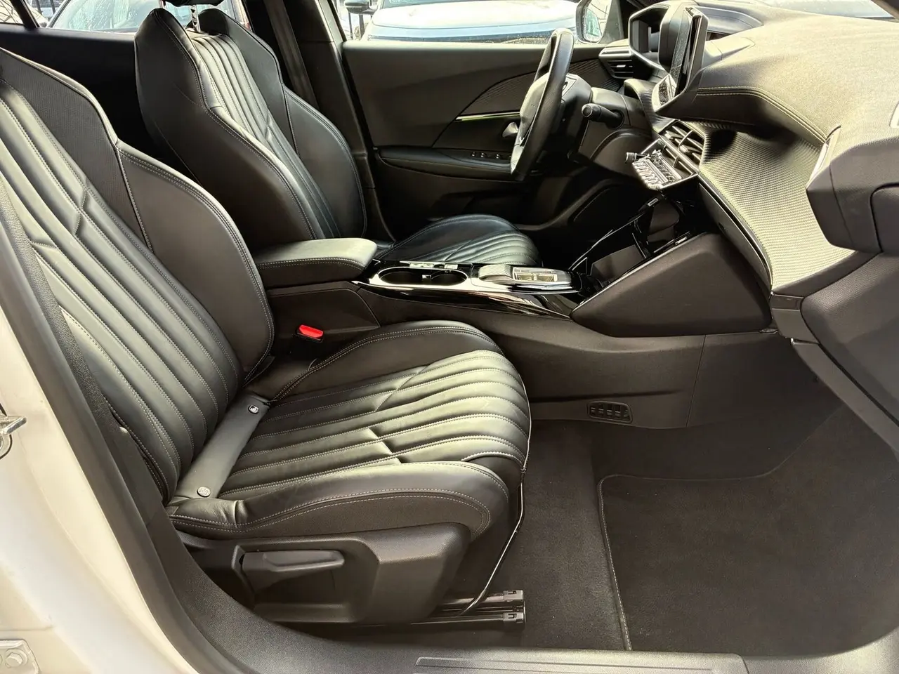 Billede 8 - Peugeot e-2008 50 GT