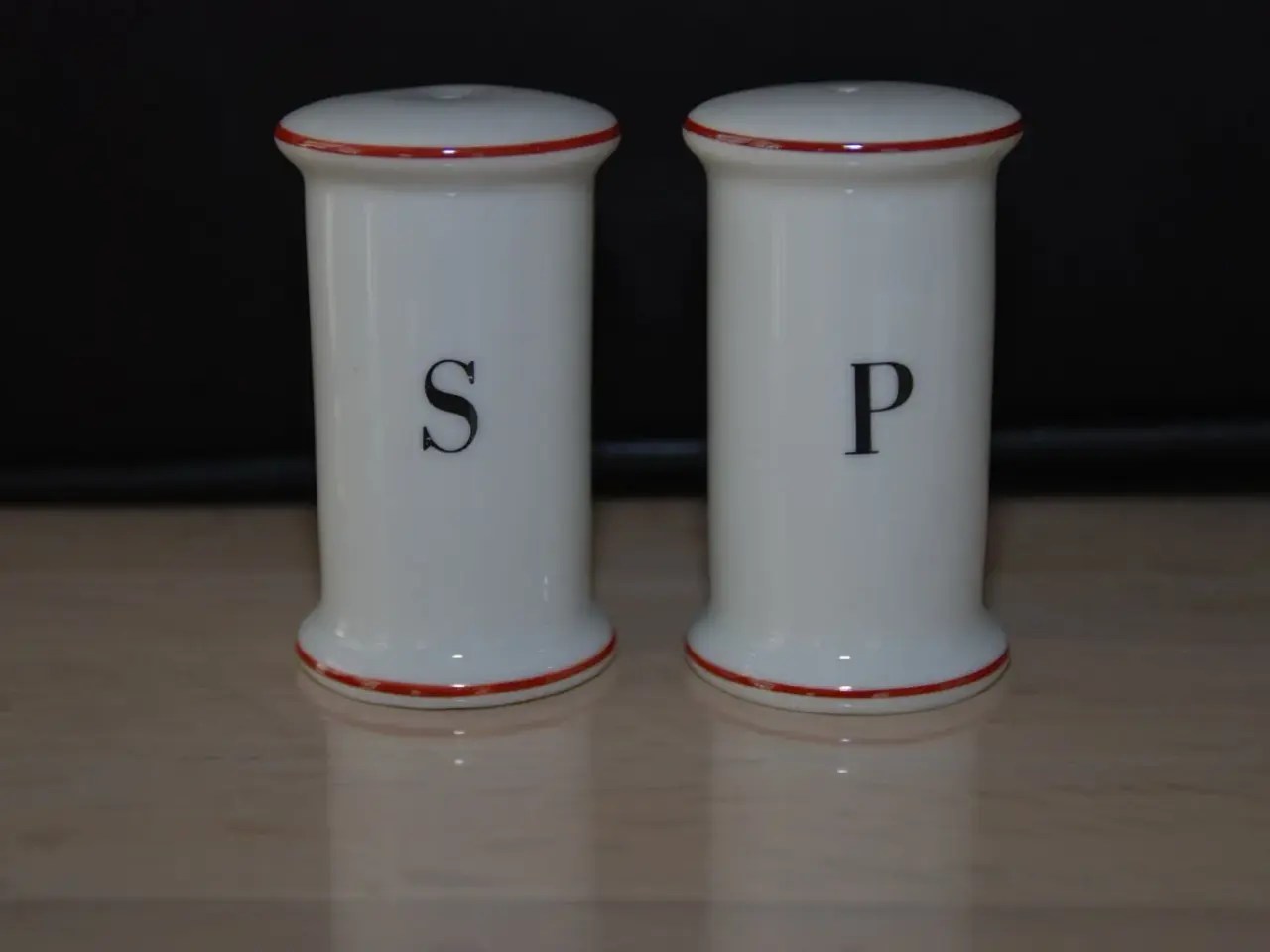 Billede 1 - Bing & Grøndahl salt og peber sæt