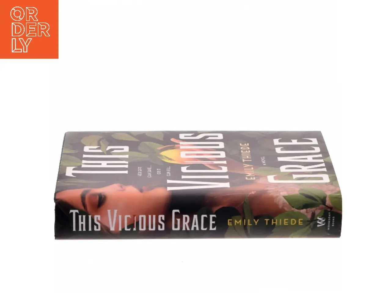 Billede 2 - This vicious grace af Emily Thiede (Bog)