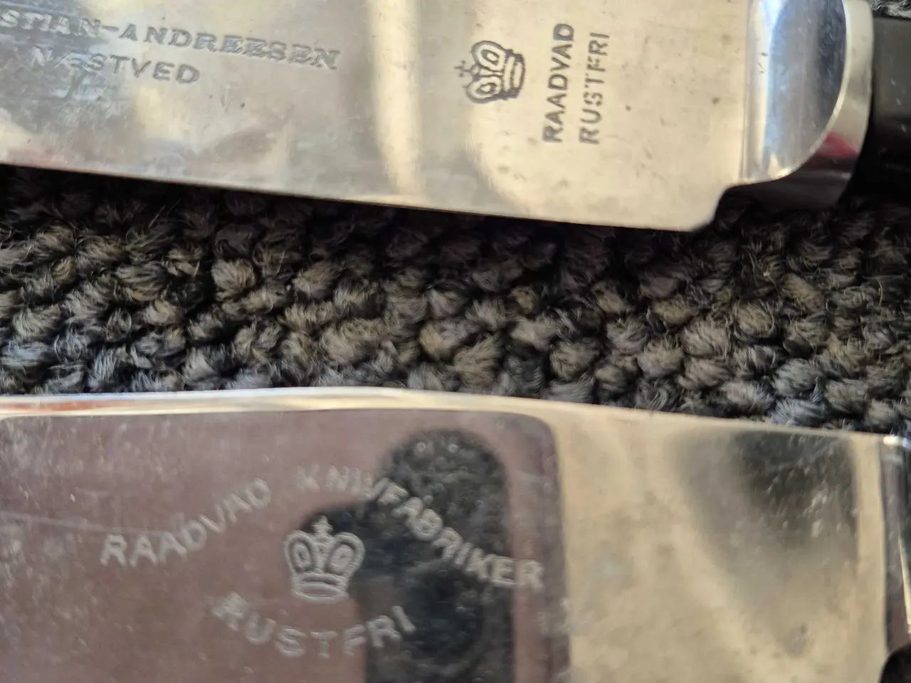Billede 4 - 11 stk raadvad knive med bakelit