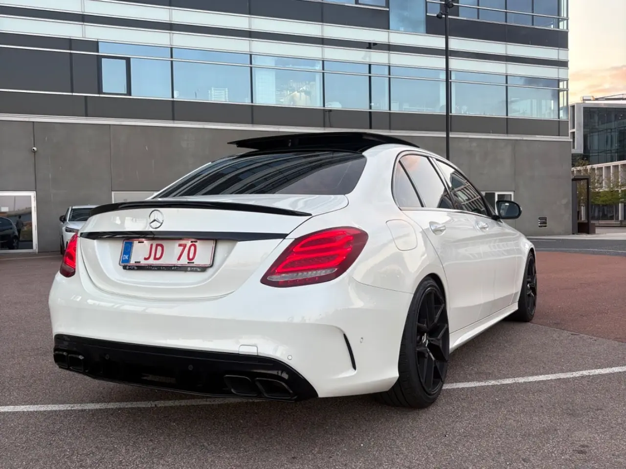 Billede 4 - Mercedes C400 3,0 AMG Line aut. 4Matic