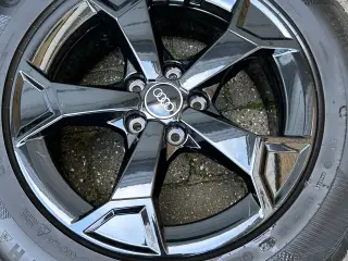 Originale 17" 215/65 Audi fælge til bl.a. Q3