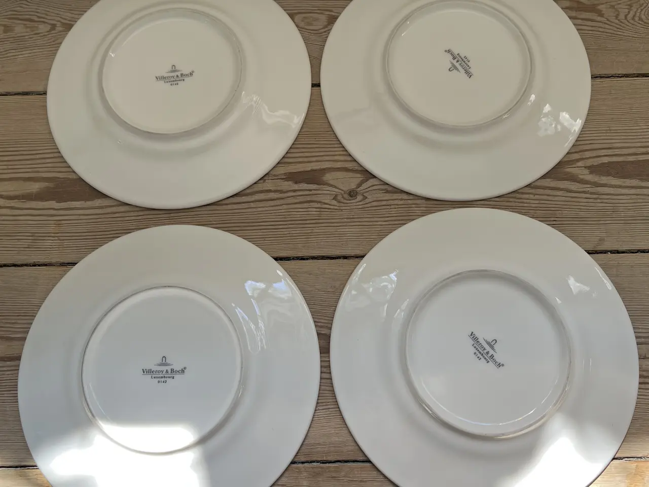 Billede 4 - 4 hvide Villeroy & Boch kagetallerkner