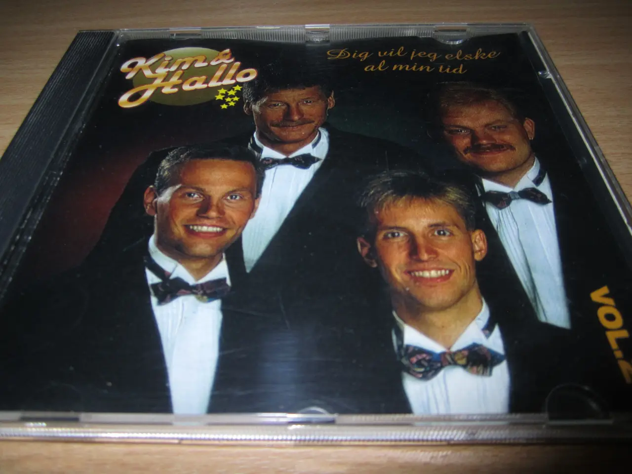 Billede 1 - KIM & HALLO. Dig vil jeg elske. 1997.