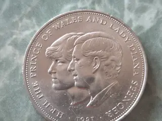 Britisk mindemønt 'Crown'
