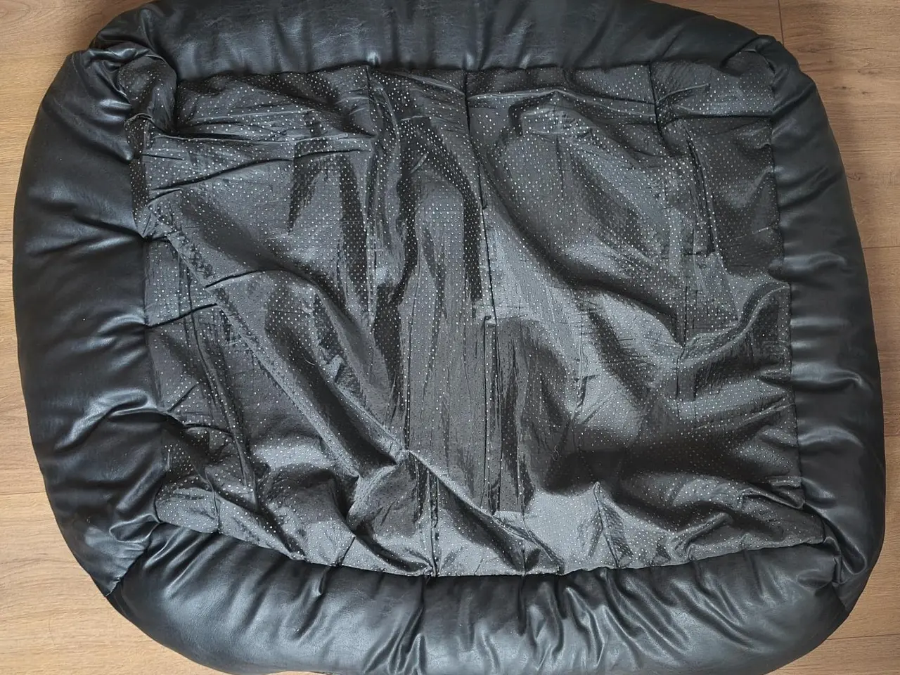 Billede 3 - EKSKLUSIV HUNDESENG 80X100 CM, SOM NY