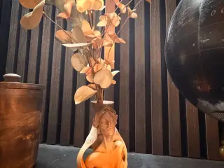 Kunstnerisk Vase – Moderne Buste