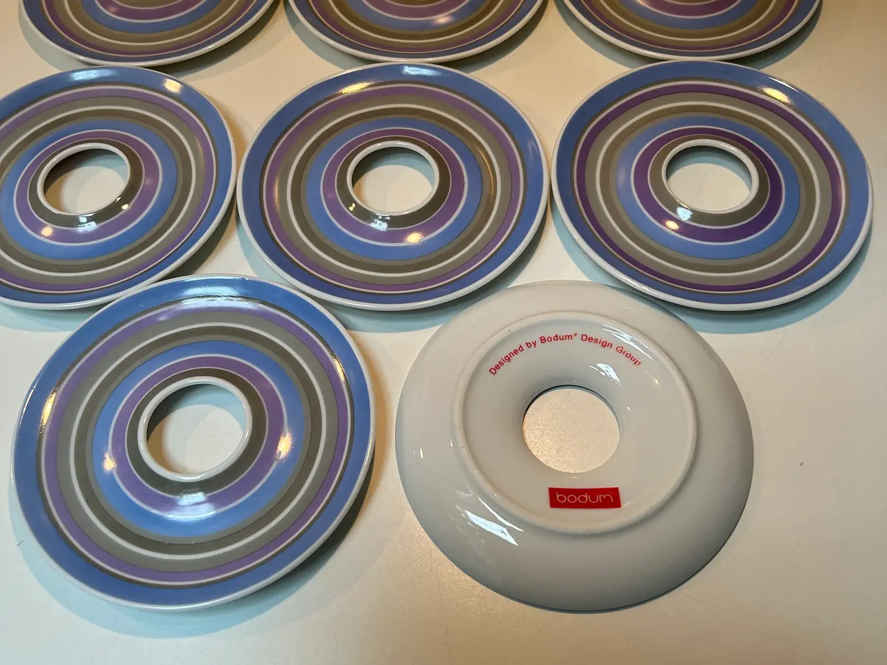 Billede 1 - 8 stk. Bodum æggebægre i porcelæn