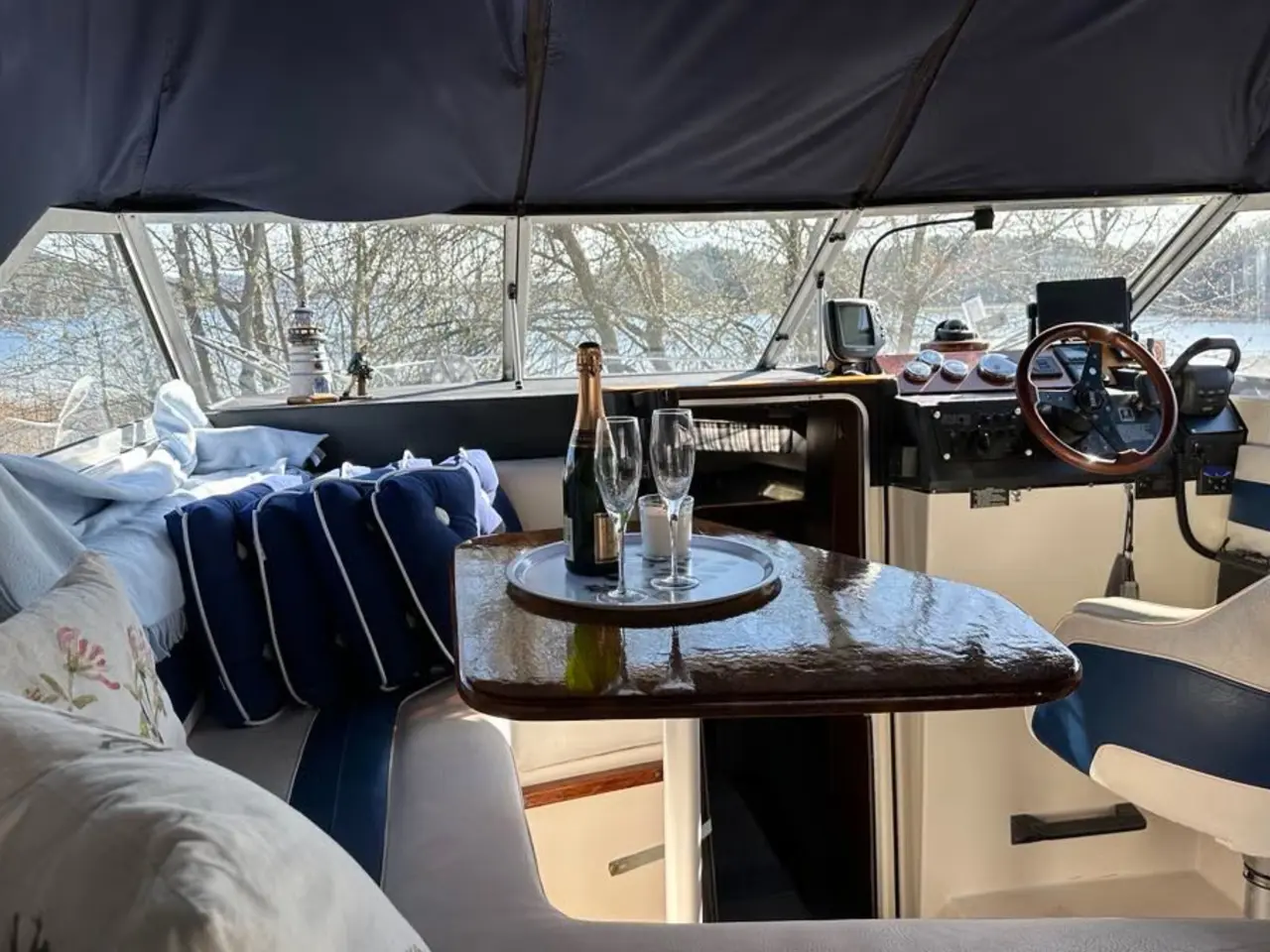 Billede 3 - Bayliner 2855 Sierra Sunbridge